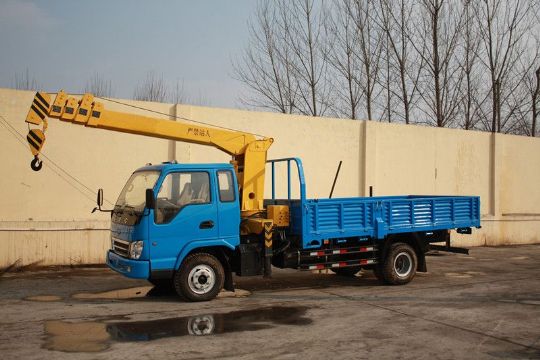 點擊查看詳細信息<br>標題：國四5噸隨車吊 閱讀次數(shù)：3979