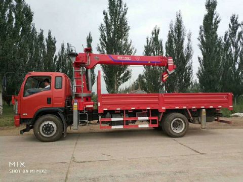 點擊查看詳細信息<br>標題：8噸東風隨車吊 閱讀次數：2358