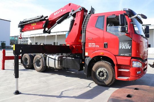 點擊查看詳細信息<br>標題：20噸折臂吊 閱讀次數：3047